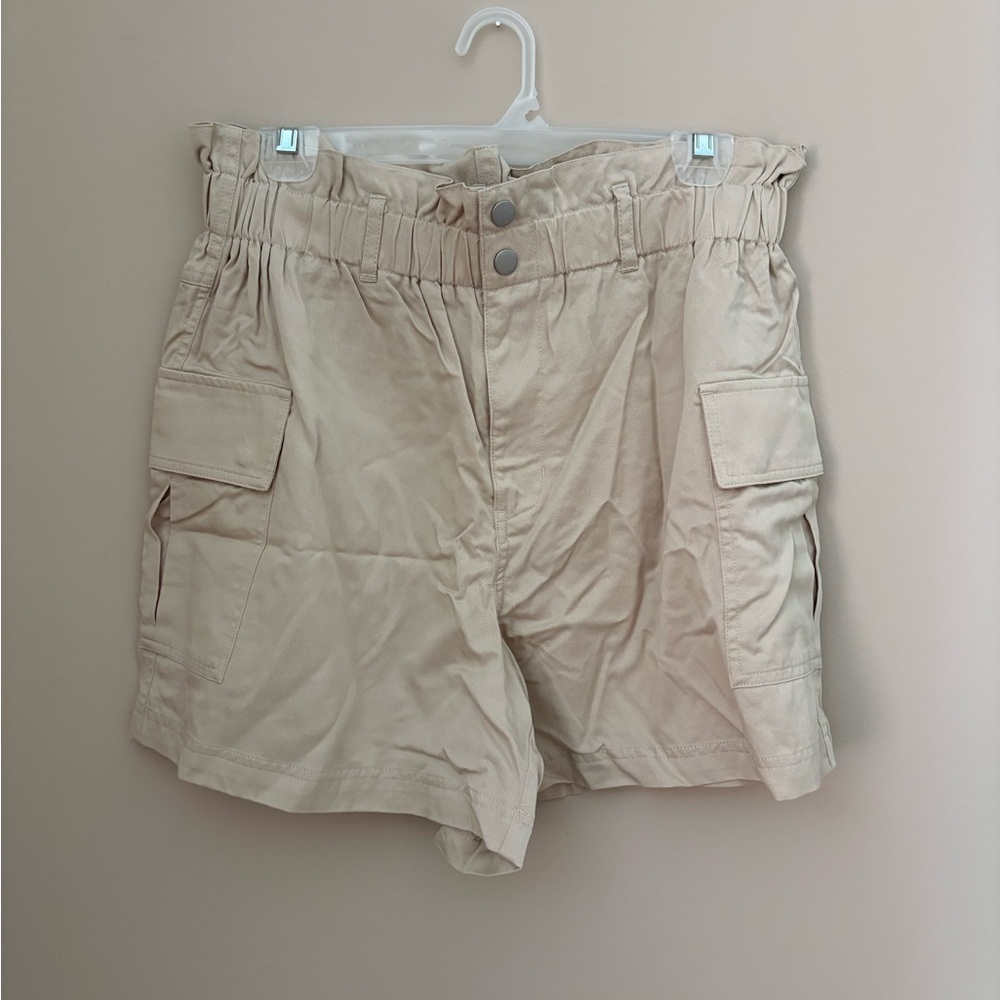 Wonderly High Rise Medium Beige Cargo Shorts with pockets